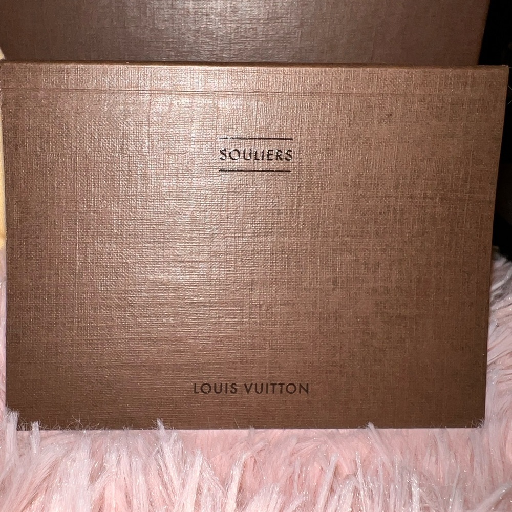 Brand new REAL LOUIS VUITTON shoes - Picture 11 of 11